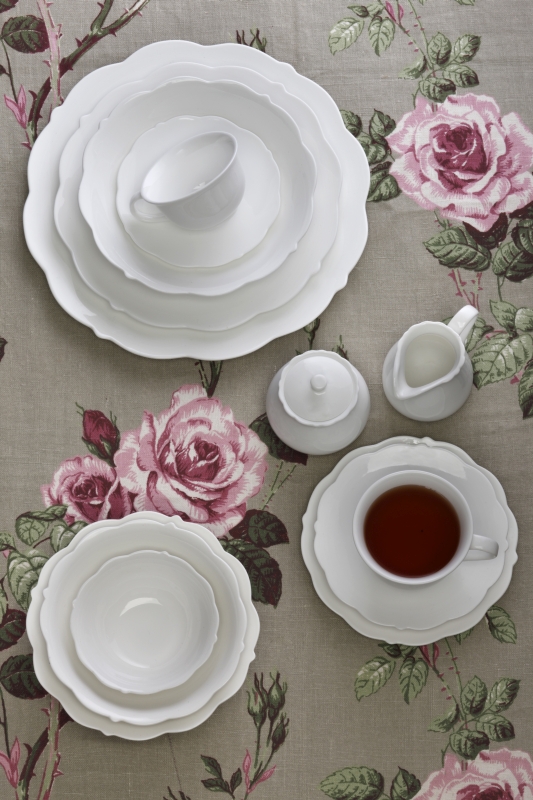 Maxwell & Williams White Rose